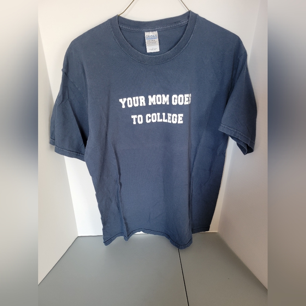 Vintage napoleon dynamite you mom goes to college mens tshirt